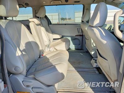 Zdjęcie 11 z 14 samochodu: 2013 TOYOTA SIENNA XLE 8-PASSENGER VIN:5TDYK3DCXDS387209 - miniatura