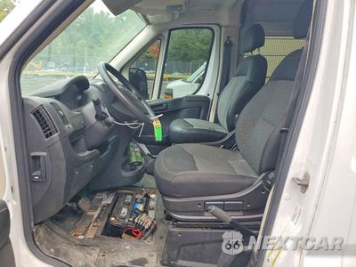 Zdjęcie 7 z 13 samochodu: 2014 RAM PROMASTER 3500 VAN VIN:3C6URVHD1EE130628 - miniatura