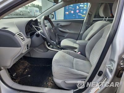 Zdjęcie 7 z 12 samochodu: 2009 TOYOTA COROLLA BASE VIN:JTDBL40E099071825 - miniatura