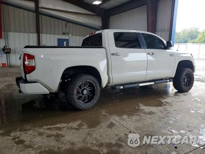 Trzecie zdjęcie samochodu z tyłu: 2018 TOYOTA TUNDRA 1794 EDITION VIN:5TFAY5F18JX697971 - miniatura