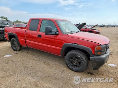 Czwarte zdjęcie samochodu z boku: 2001 GMC NEW SIERRA K1500 VIN:2GTEK19T311330918 - miniatura