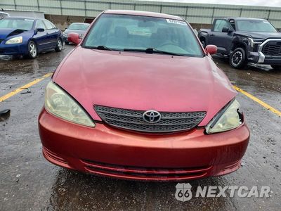 Piąte zdjęcie samochodu w środku: 2004 TOYOTA CAMRY LE VIN:4T1BE32K54U260639 - miniatura