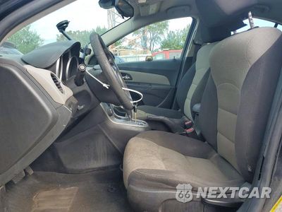 Zdjęcie 7 z 12 samochodu: 2016 CHEVROLET CRUZE LIMITED LS VIN:1G1PC5SH2G7184132 - miniatura