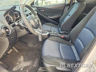 Zdjęcie 7 z 12 samochodu: 2018 TOYOTA YARIS IA BASE VIN:3MYDLBYV7JY329999 - miniatura