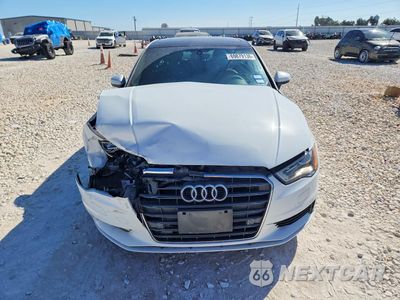 Piąte zdjęcie samochodu w środku: 2016 AUDI A3 PREMIUM VIN:WAUA7GFF7G1023846 - miniatura
