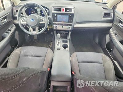 Zdjęcie 8 z 12 samochodu: 2017 SUBARU LEGACY 2.5I PREMIUM VIN:4S3BNAF60H3052833 - miniatura