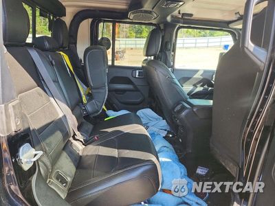 Zdjęcie 10 z 12 samochodu: 2020 JEEP GLADIATOR OVERLAND VIN:1C6HJTFG3LL107298 - miniatura