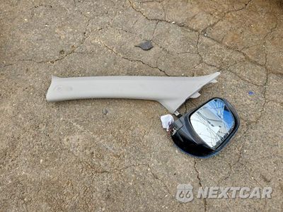 Zdjęcie 13 z 14 samochodu: 2009 TOYOTA HIGHLANDER BASE VIN:JTEES41A392141611 - miniatura