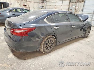 Trzecie zdjęcie samochodu z tyłu: 2018 NISSAN ALTIMA 2.5 S VIN:1N4AL3AP7JC284516 - miniatura