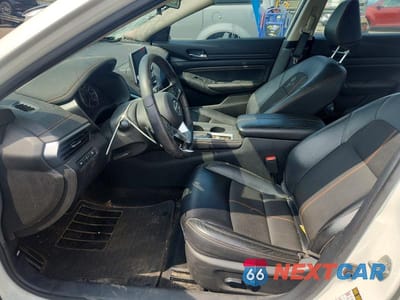 Zdjęcie 7 z 12 samochodu: 2019 NISSAN ALTIMA SR VIN:1N4BL4CV3KC103130 - miniatura
