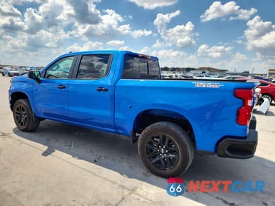 Drugie zdjęcie samochodu z przodu: 2025 CHEVROLET SILVERADO K1500 LT TRAIL BOSS VIN:3GCUKFEDXSG296315 - miniatura