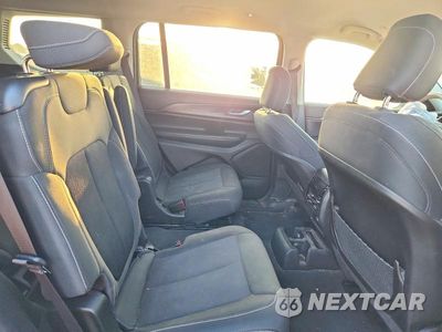 Zdjęcie 11 z 13 samochodu: 2023 JEEP GRAND CHEROKEE LAREDO VIN:1C4RJKAG9P8824179 - miniatura