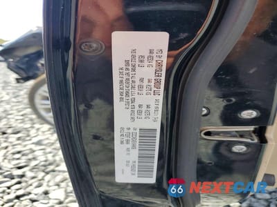 Zdjęcie 12 z 12 samochodu: 2014 CHRYSLER 300C VIN:2C3CCAEGXEH340036 - miniatura