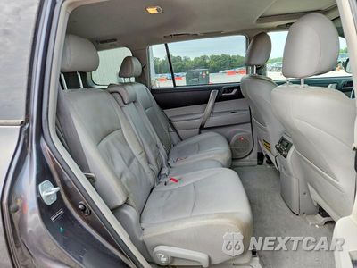 Zdjęcie 11 z 14 samochodu: 2009 TOYOTA HIGHLANDER SPORT VIN:JTEES43A892113946 - miniatura