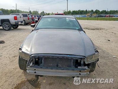 Piąte zdjęcie samochodu w środku: 2014 FORD MUSTANG VIN:1ZVBP8AM0E5319782 - miniatura