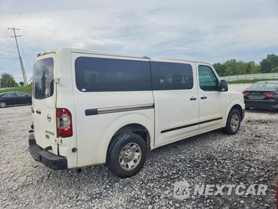 Trzecie zdjęcie samochodu z tyłu: 2013 NISSAN NV 3500 HD S VIN:5BZBF0AA4DN200404 - miniatura