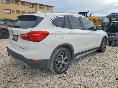 Trzecie zdjęcie samochodu z tyłu: 2018 BMW X1 SDRIVE28I VIN:WBXHU7C31J5L09537 - miniatura