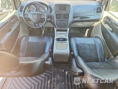 Zdjęcie 8 z 14 samochodu: 2019 DODGE GRAND CARAVAN SXT VIN:2C4RDGCG7KR663104 - miniatura