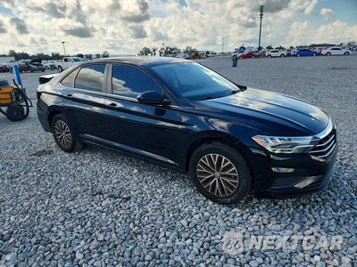 Czwarte zdjęcie samochodu z boku: 2021 VOLKSWAGEN JETTA S VIN:3VWC57BU9MM056204 - miniatura