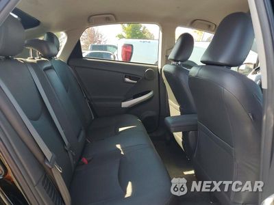 Zdjęcie 10 z 12 samochodu: 2011 TOYOTA PRIUS FOUR VIN:JTDKN3DU5B1449177 - miniatura