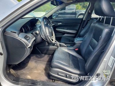 Zdjęcie 7 z 13 samochodu: 2008 HONDA ACCORD EXL VIN:JHMCP26868C078292 - miniatura