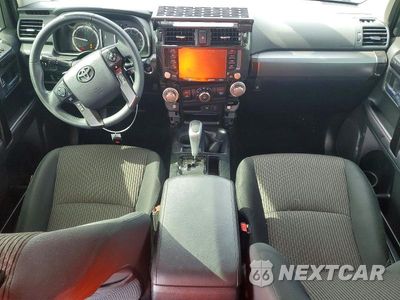 Zdjęcie 8 z 13 samochodu: 2022 TOYOTA 4RUNNER TRD OFF-ROAD VIN:JTEPU5JR1N6056008 - miniatura