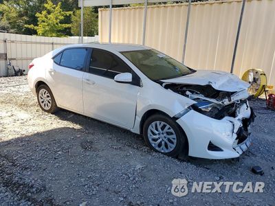 Czwarte zdjęcie samochodu z boku: 2018 TOYOTA COROLLA LE VIN:5YFBURHE6JP806837 - miniatura