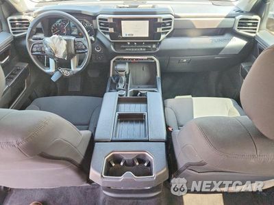 Zdjęcie 8 z 12 samochodu: 2024 TOYOTA TUNDRA SR5 VIN:5TFLA5AB9RX040752 - miniatura