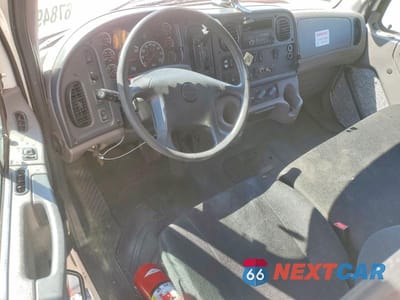 Zdjęcie 8 z 13 samochodu: 2017 FREIGHTLINER M2 106 MEDIUM DUTY VIN:3ALACWDT2HDJG7563 - miniatura