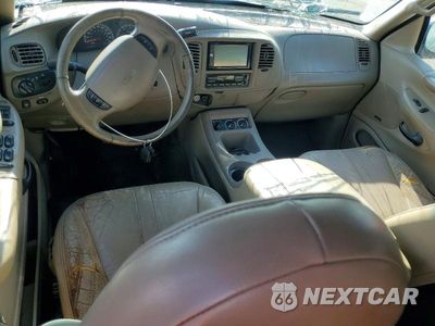 Zdjęcie 8 z 13 samochodu: 2001 FORD EXPEDITION EDDIE BAUER VIN:1FMRU17L11LB73801 - miniatura