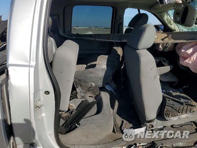 Zdjęcie 10 z 12 samochodu: 2007 DODGE DAKOTA QUAD SLT VIN:1D7HW48P57S226033 - miniatura