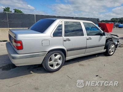 Trzecie zdjęcie samochodu z tyłu: 1997 VOLVO 850 VIN:YV1LS5554V1382117 - miniatura