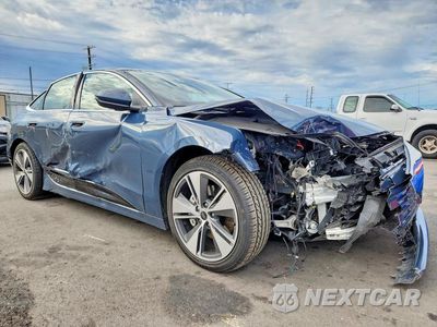 Czwarte zdjęcie samochodu z boku: 2025 AUDI A6 E-TRON PREMIUM 60 VIN:WAU1DAGH2SA022487 - miniatura