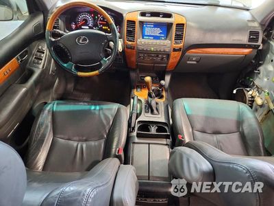 Zdjęcie 8 z 13 samochodu: 2005 LEXUS GX 470 VIN:JTJBT20X850094741 - miniatura