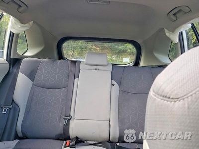 Zdjęcie 10 z 13 samochodu: 2019 TOYOTA RAV4 XLE VIN:JTMP1RFV9KD501290 - miniatura