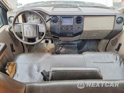 Zdjęcie 8 z 12 samochodu: 2009 FORD F550 SUPER DUTY VIN:1FDAW57R29EA25661 - miniatura