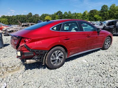 Trzecie zdjęcie samochodu z tyłu: 2023 HYUNDAI SONATA HYBRID BLUE VIN:KMHL24JJ6PA067627 - miniatura