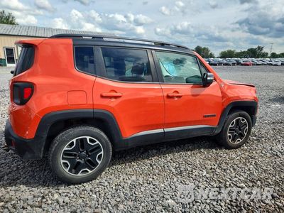 Trzecie zdjęcie samochodu z tyłu: 2016 JEEP RENEGADE TRAILHAWK VIN:ZACCJBCT5GPC97427 - miniatura