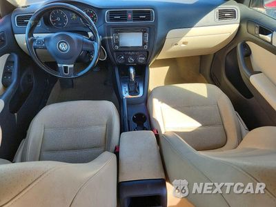 Zdjęcie 8 z 12 samochodu: 2012 VOLKSWAGEN JETTA SE VIN:3VWDP7AJ5CM385373 - miniatura