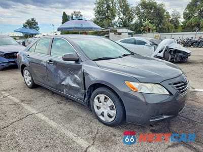 Czwarte zdjęcie samochodu z boku: 2007 TOYOTA CAMRY LE VIN:4T1BE46K47U508321 - miniatura