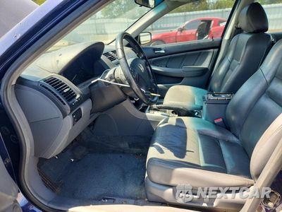 Zdjęcie 7 z 12 samochodu: 2006 HONDA ACCORD EX VIN:1HGCM568X6A072968 - miniatura