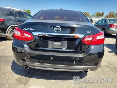 Zdjęcie 6 z 12 samochodu: 2017 NISSAN ALTIMA 2.5 SV VIN:1N4AL3AP8HC204845 - miniatura