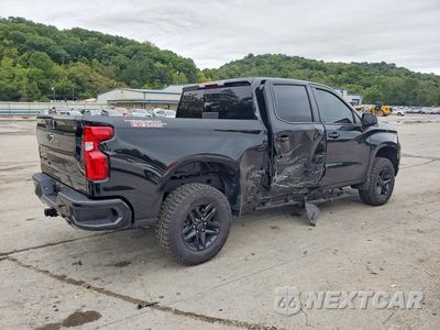Trzecie zdjęcie samochodu z tyłu: 2024 CHEVROLET SILVERADO K1500 LT TRAIL BOSS VIN:3GCUDFED3RG336691 - miniatura