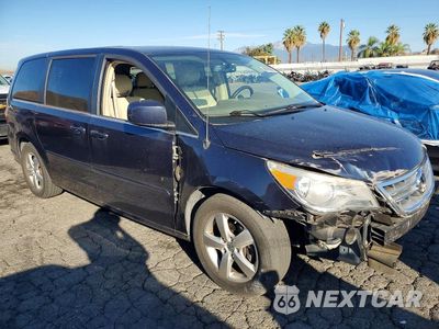 Czwarte zdjęcie samochodu z boku: 2009 VOLKSWAGEN ROUTAN SEL VIN:2V8HW54XX9R517934 - miniatura