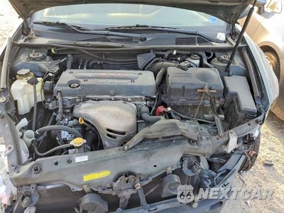 Zdjęcie 11 z 13 samochodu: 2004 TOYOTA CAMRY LE VIN:4T1BE30K44U380757 - miniatura