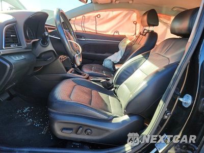 Zdjęcie 7 z 12 samochodu: 2017 HYUNDAI ELANTRA LIMITED VIN:KMHD84LF7HU170034 - miniatura