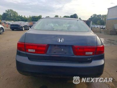 Zdjęcie 6 z 12 samochodu: 2005 HONDA ACCORD LX VIN:1HGCM56465A024802 - miniatura