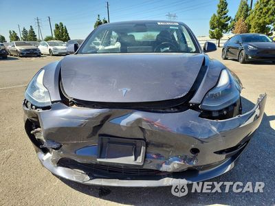 Piąte zdjęcie samochodu w środku: 2023 TESLA MODEL 3 VIN:5YJ3E1EAXPF431771 - miniatura