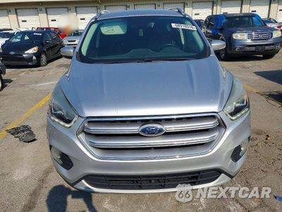 Piąte zdjęcie samochodu w środku: 2017 FORD ESCAPE TITANIUM VIN:1FMCU0JD7HUC63458 - miniatura