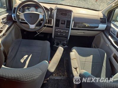 Zdjęcie 8 z 13 samochodu: 2010 DODGE GRAND CARAVAN SXT VIN:2D4RN5D15AR433204 - miniatura